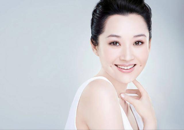 11岁就开始演戏，本来前途无限，为什么如今淡出演艺圈