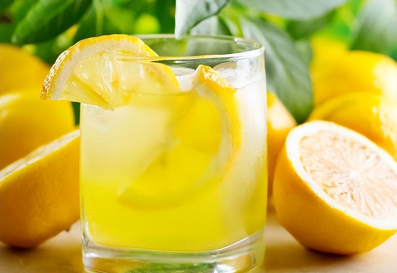 柠檬精油的特点,柠檬精油的使用方法,柠檬精油的功效,柠檬精油注意事项_齐家网