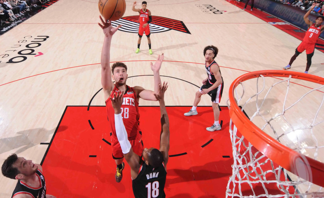 27分7板3助！火箭新秀大爆发，同样的出战时间，你果然比伍德要强