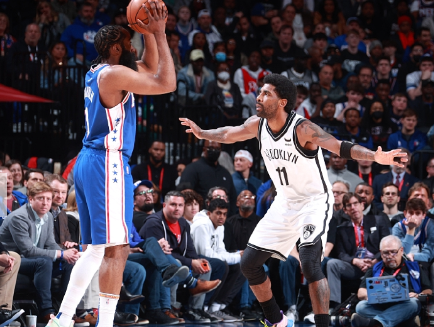 爆冷25分惨败，反而是好事？东部已变红海，篮网浑水摸鱼成大赢家