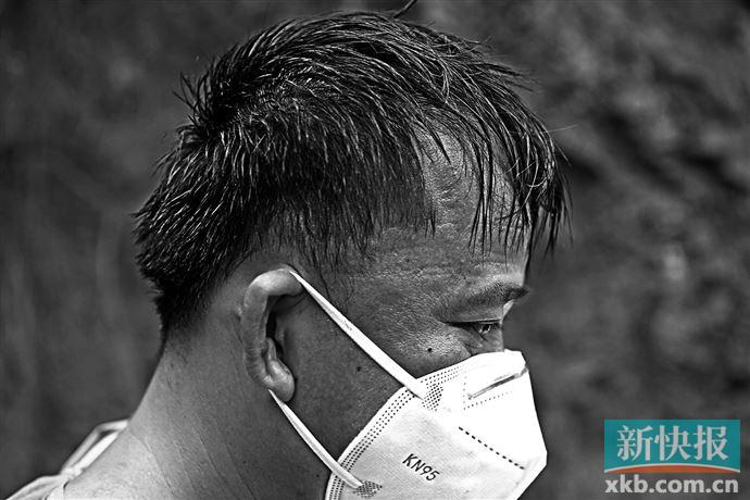 致哀 MU5735航班上132人全部遇难休闲区蓝鸢梦想 - Www.slyday.coM 致哀 MU5735航班上132人全部遇难休闲区蓝鸢梦想 - Www.slyday.coM