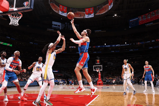 奇才为啥可以力克金州勇士？球迷毫不犹豫说出原因，说得实在