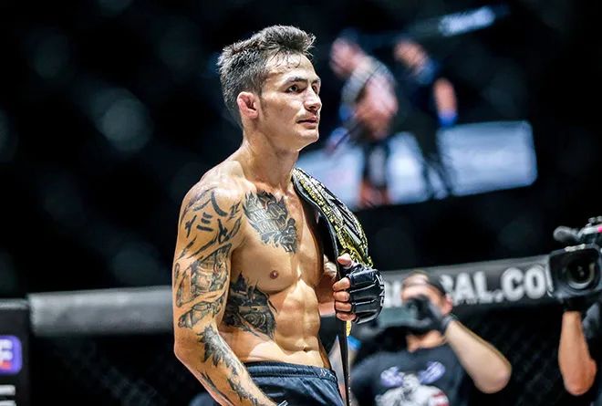 “KO男神”唐凯暴力KO<a href=