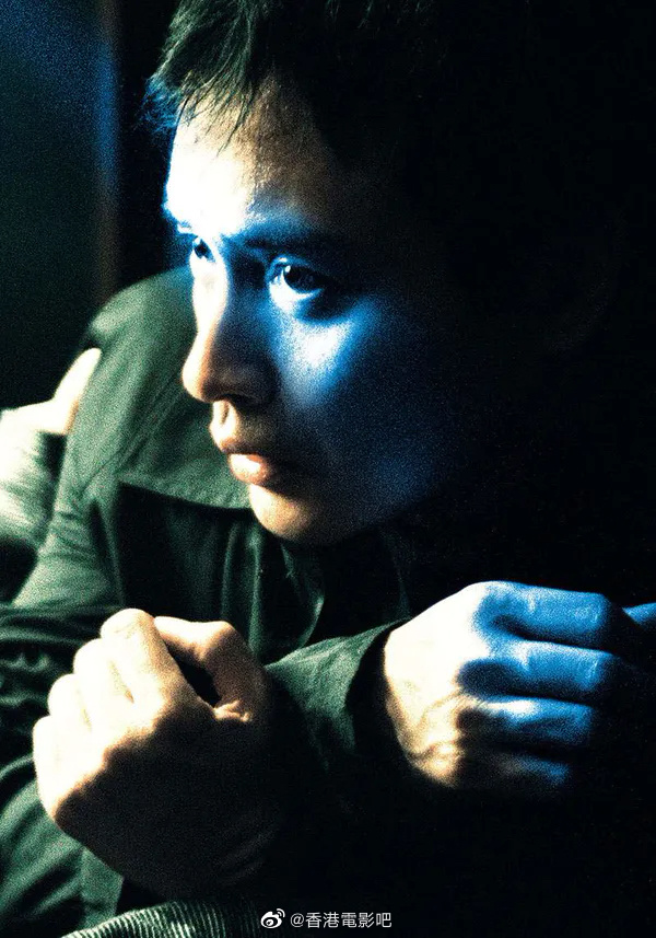 2002年3月28日，《异度空间》<a href=