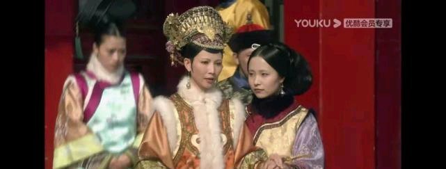 如何通过语言传达权力与情感的较量