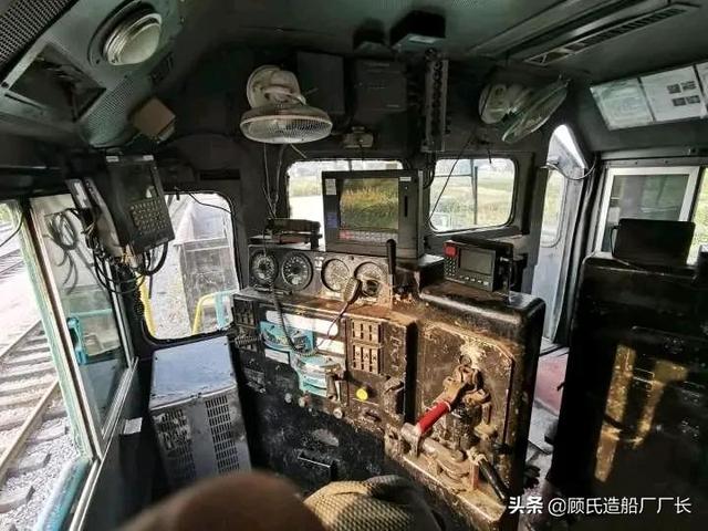 “大老美”怼上“大前进”,记88年宁武站11.18列车冲突重大事故休闲区蓝鸢梦想 - Www.slyday.coM “大老美”怼上“大前进”,记88年宁武站11.18列车冲突重大事故休闲区蓝鸢梦想 - Www.slyday.coM