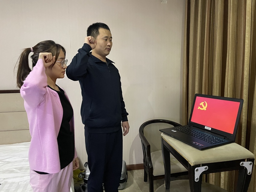 盛开在战“疫”一线的美丽金达莱——写在延吉市集中隔离点的无声战场休闲区蓝鸢梦想 - Www.slyday.coM 盛开在战“疫”一线的美丽金达莱——写在延吉市集中隔离点的无声战场休闲区蓝鸢梦想 - Www.slyday.coM