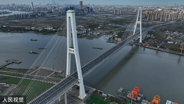 上海浦东新区全区范围实施严格封控管理 通往浦西方向道口封闭休闲区蓝鸢梦想 - Www.slyday.coM 上海浦东新区全区范围实施严格封控管理 通往浦西方向道口封闭休闲区蓝鸢梦想 - Www.slyday.coM