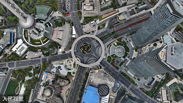 上海浦东新区全区范围实施严格封控管理 通往浦西方向道口封闭休闲区蓝鸢梦想 - Www.slyday.coM 上海浦东新区全区范围实施严格封控管理 通往浦西方向道口封闭休闲区蓝鸢梦想 - Www.slyday.coM