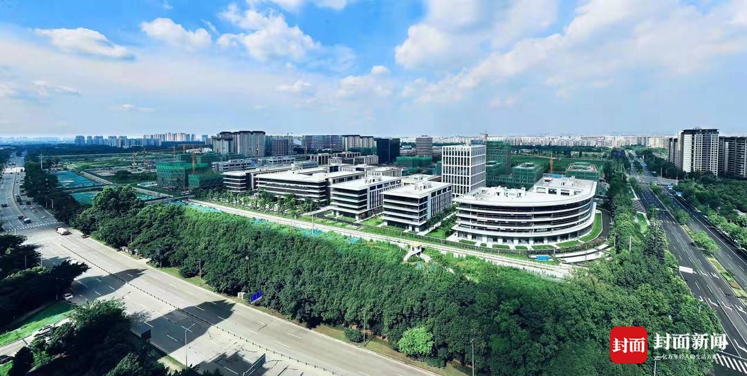 打造“企业容易做生意的地方” 成都双流斩获2021四川经济影响力系列评选多个重磅奖项休闲区蓝鸢梦想 - Www.slyday.coM 打造“企业容易做生意的地方” 成都双流斩获2021四川经济影响力系列评选多个重磅奖项休闲区蓝鸢梦想 - Www.slyday.coM