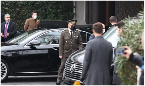 乌克兰代表团抵达土耳其伊斯坦布尔参加谈判 图自土耳其阿纳多卢通讯社