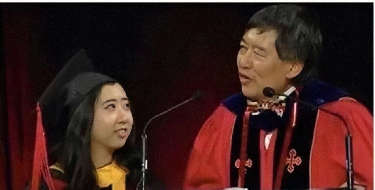 “空气香甜女”杨舒平：被美国驱逐，被<a href=