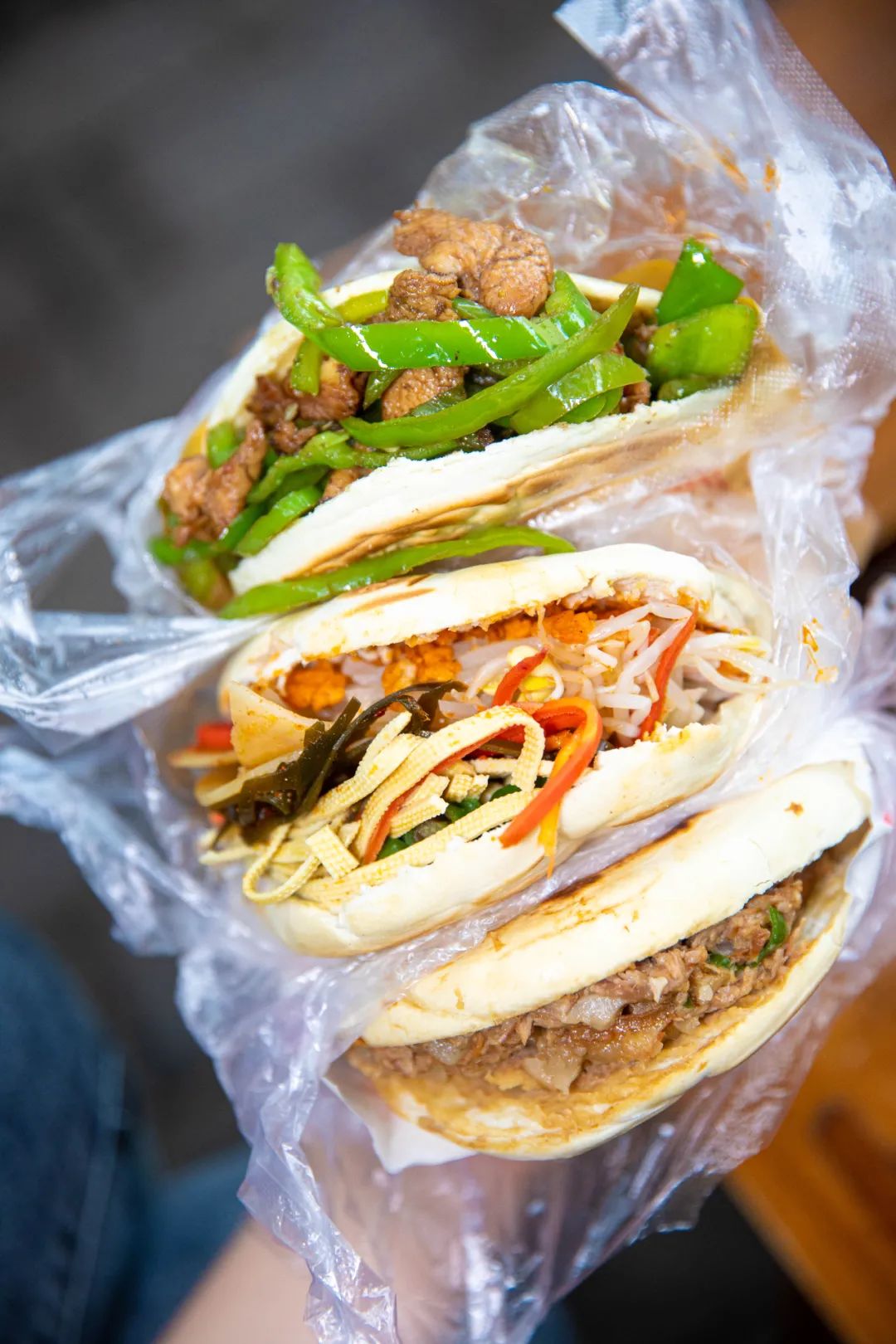 老西安的味道!20多年口碑米线老店!一代人的青春回忆!休闲区蓝鸢梦想 - Www.slyday.coM 老西安的味道!20多年口碑米线老店!一代人的青春回忆!休闲区蓝鸢梦想 - Www.slyday.coM