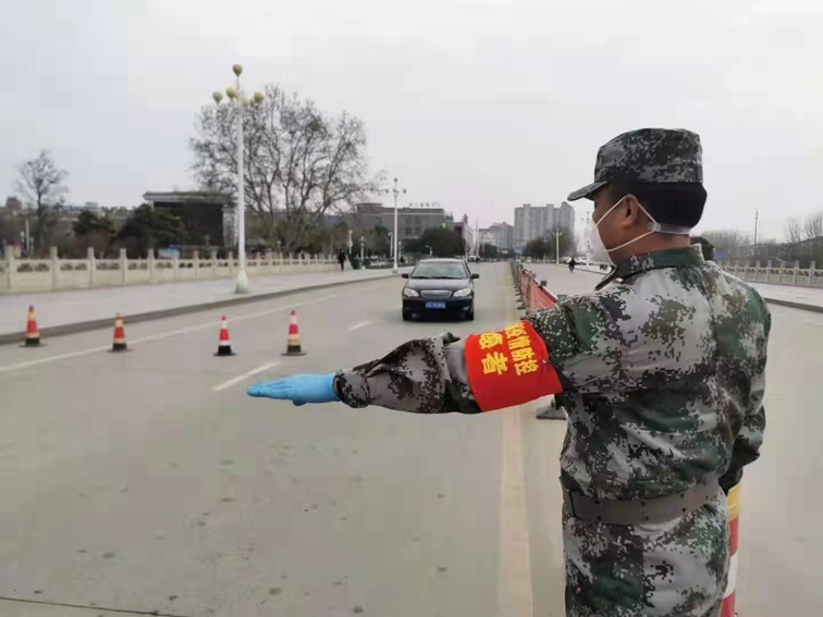 淮南:民兵支援疫情防控,助力构筑安全防线休闲区蓝鸢梦想 - Www.slyday.coM 淮南:民兵支援疫情防控,助力构筑安全防线休闲区蓝鸢梦想 - Www.slyday.coM