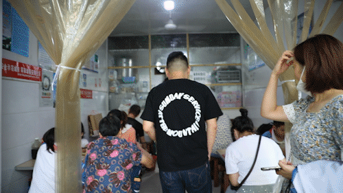 老西安的味道!20多年口碑米线老店!一代人的青春回忆!休闲区蓝鸢梦想 - Www.slyday.coM 老西安的味道!20多年口碑米线老店!一代人的青春回忆!休闲区蓝鸢梦想 - Www.slyday.coM