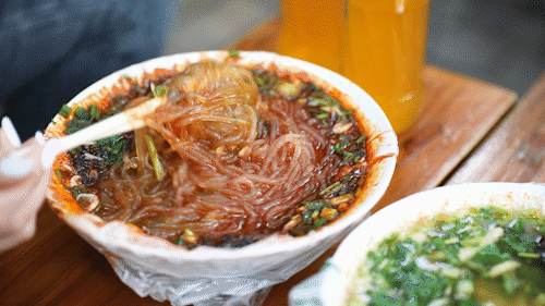 老西安的味道!20多年口碑米线老店!一代人的青春回忆!休闲区蓝鸢梦想 - Www.slyday.coM 老西安的味道!20多年口碑米线老店!一代人的青春回忆!休闲区蓝鸢梦想 - Www.slyday.coM