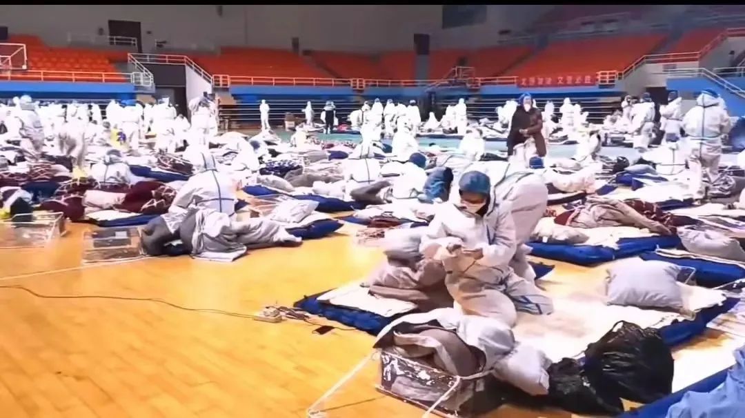 全国人民都在驰援上海!休闲区蓝鸢梦想 - Www.slyday.coM 全国人民都在驰援上海!休闲区蓝鸢梦想 - Www.slyday.coM