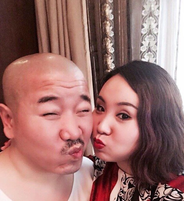 二人转演员王小利二婚牵手李琳,相守22年生一双儿女,恩爱如初