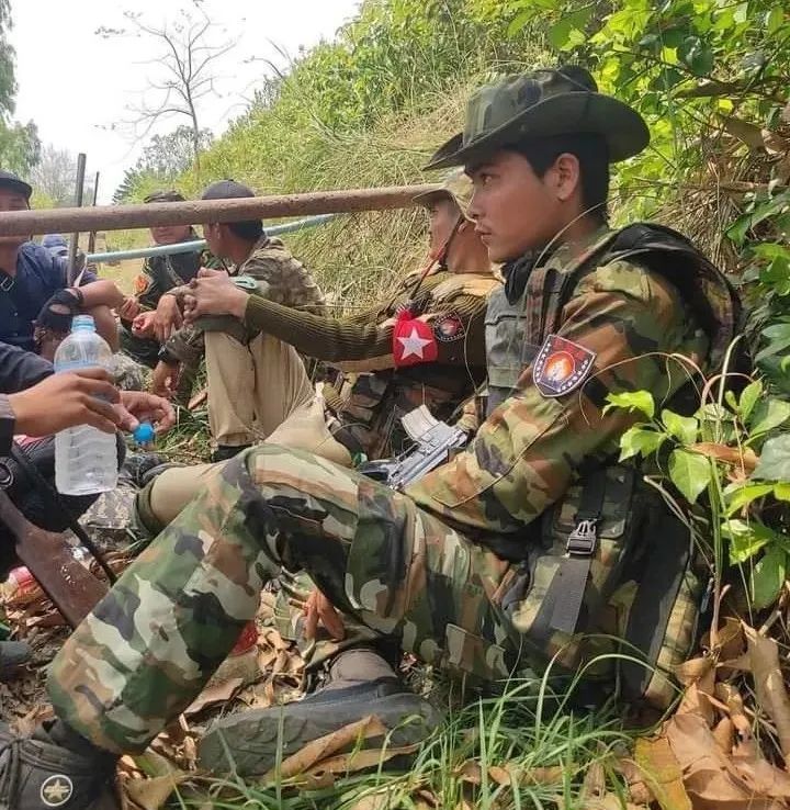 缅甸地方武装越来越趋向联合，6支武装联合袭击警局