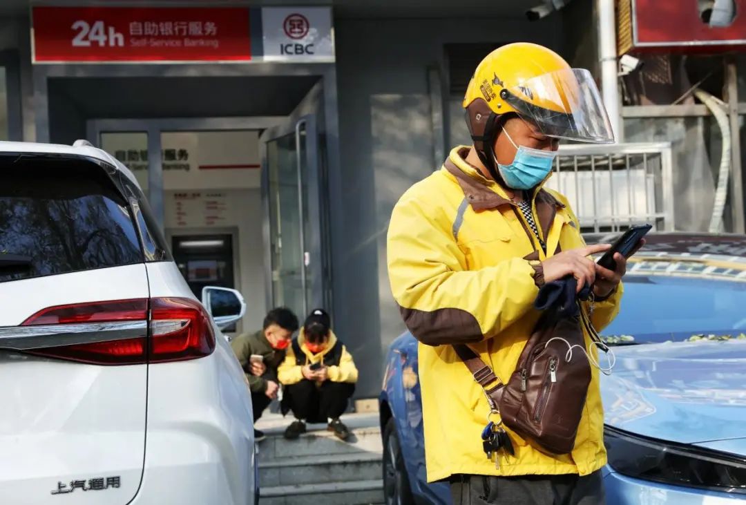 北京“最卷”外卖小哥致富背后:这是个奋斗者的时代休闲区蓝鸢梦想 - Www.slyday.coM 北京“最卷”外卖小哥致富背后:这是个奋斗者的时代休闲区蓝鸢梦想 - Www.slyday.coM