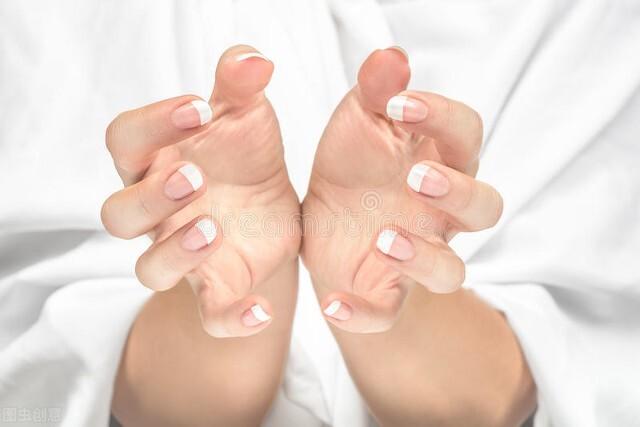 你的手部过度劳累了吗?1个动作自检腱鞘炎,常玩手机的人要注意休闲区蓝鸢梦想 - Www.slyday.coM 你的手部过度劳累了吗?1个动作自检腱鞘炎,常玩手机的人要注意休闲区蓝鸢梦想 - Www.slyday.coM