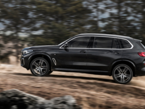 加长+降价，60万的国产宝马X5，未必稳赢奥迪Q7？