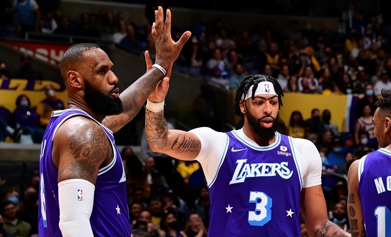 浓眉NBA巅峰时刻全记录 内线统治力与全能表现震撼全场