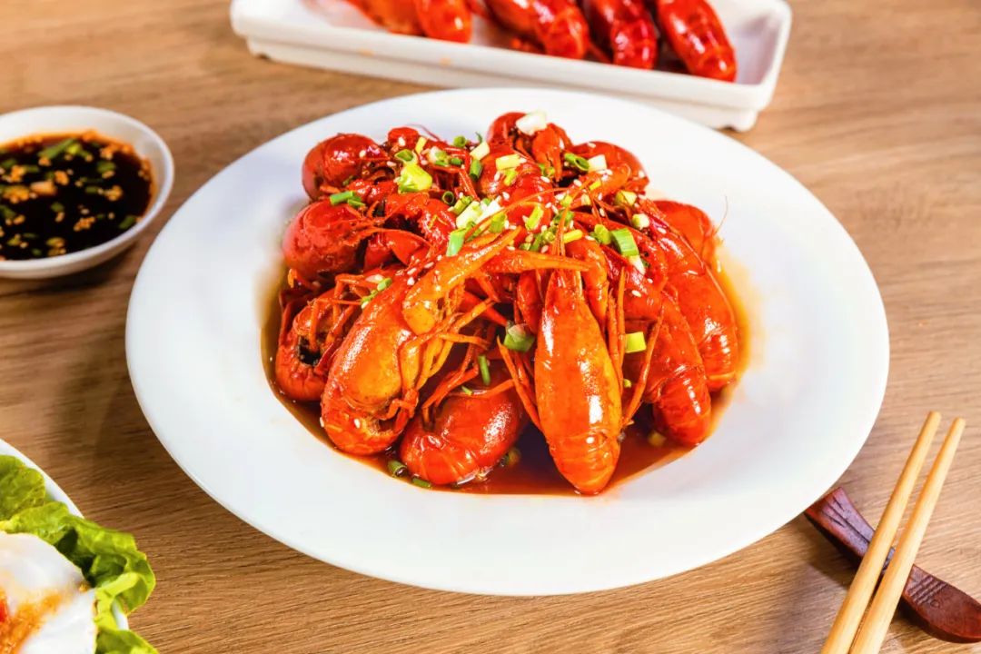 下午1点,十堰这家餐厅刚做好的虾被紧急送往武汉...休闲区蓝鸢梦想 - Www.slyday.coM 下午1点,十堰这家餐厅刚做好的虾被紧急送往武汉...休闲区蓝鸢梦想 - Www.slyday.coM