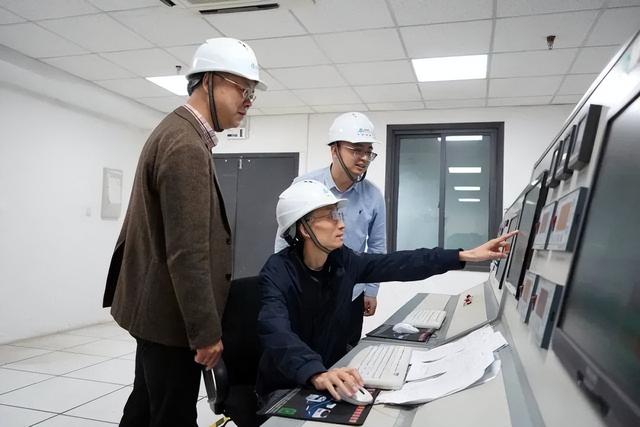 收到信,才知道这位高校教授干了件大事休闲区蓝鸢梦想 - Www.slyday.coM 收到信,才知道这位高校教授干了件大事休闲区蓝鸢梦想 - Www.slyday.coM