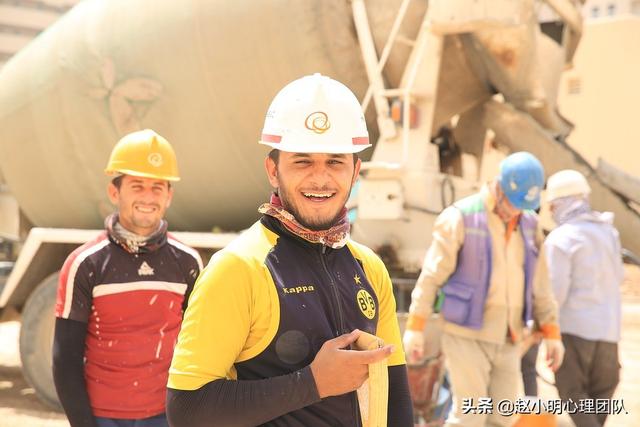 赵小明:孩子考上清北 985 211,从此走上人生巅峰?休闲区蓝鸢梦想 - Www.slyday.coM 赵小明:孩子考上清北 985 211,从此走上人生巅峰?休闲区蓝鸢梦想 - Www.slyday.coM