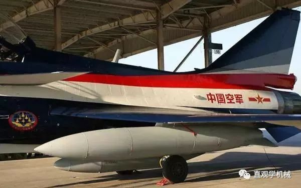 飞机加油箱 0b5c-34ce93b815ab50005d690ee7b0c03327.jpg