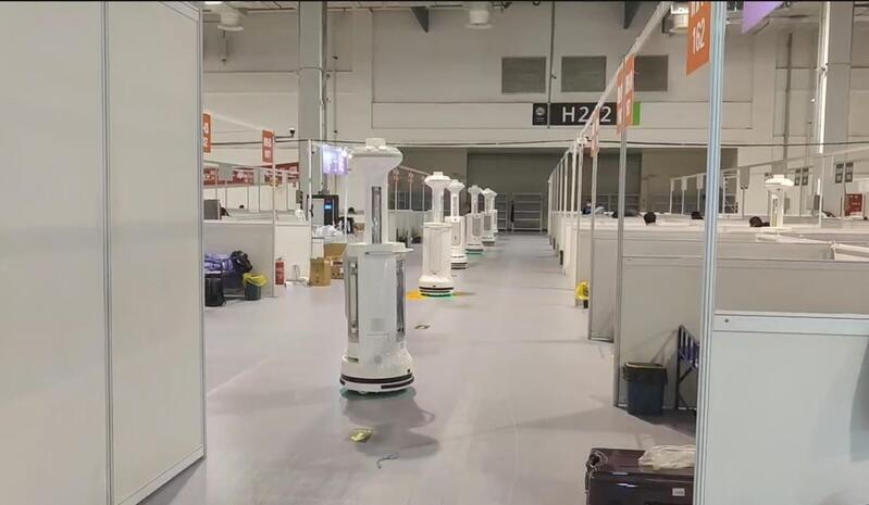 多款机器人进入上海世博方舱医院,为新冠感染者服务,还能表演节目休闲区蓝鸢梦想 - Www.slyday.coM 多款机器人进入上海世博方舱医院,为新冠感染者服务,还能表演节目休闲区蓝鸢梦想 - Www.slyday.coM