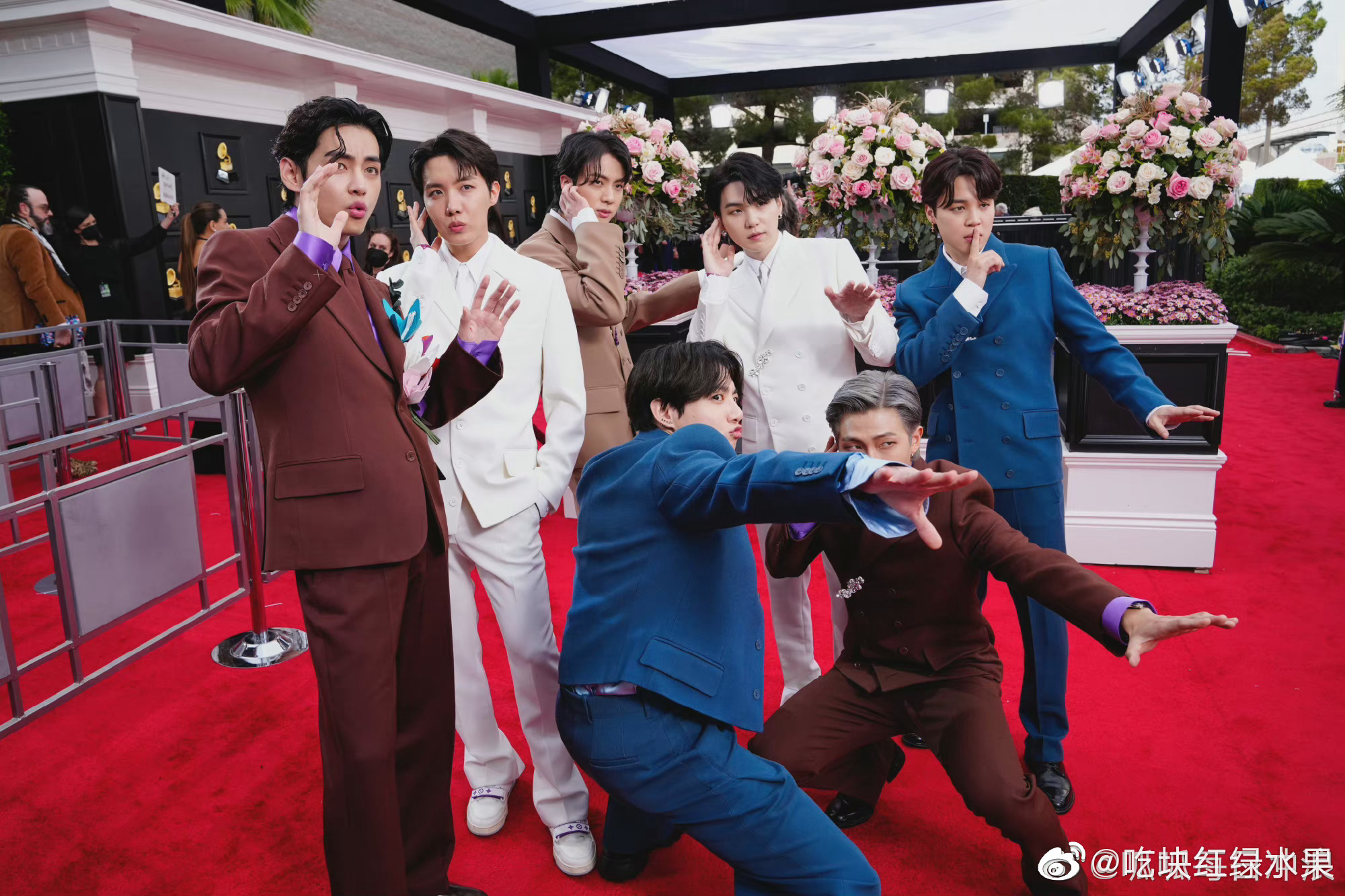 防弹少年团亮相格莱美红毯 这一批代表<a href=