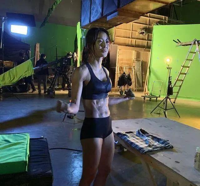 拥有甜美面容，却靠打戏出名，<a href=