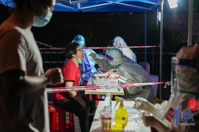 「视频」现场直击白云棠景核酸检测:已检测14.3万人次休闲区蓝鸢梦想 - Www.slyday.coM 「视频」现场直击白云棠景核酸检测:已检测14.3万人次休闲区蓝鸢梦想 - Www.slyday.coM