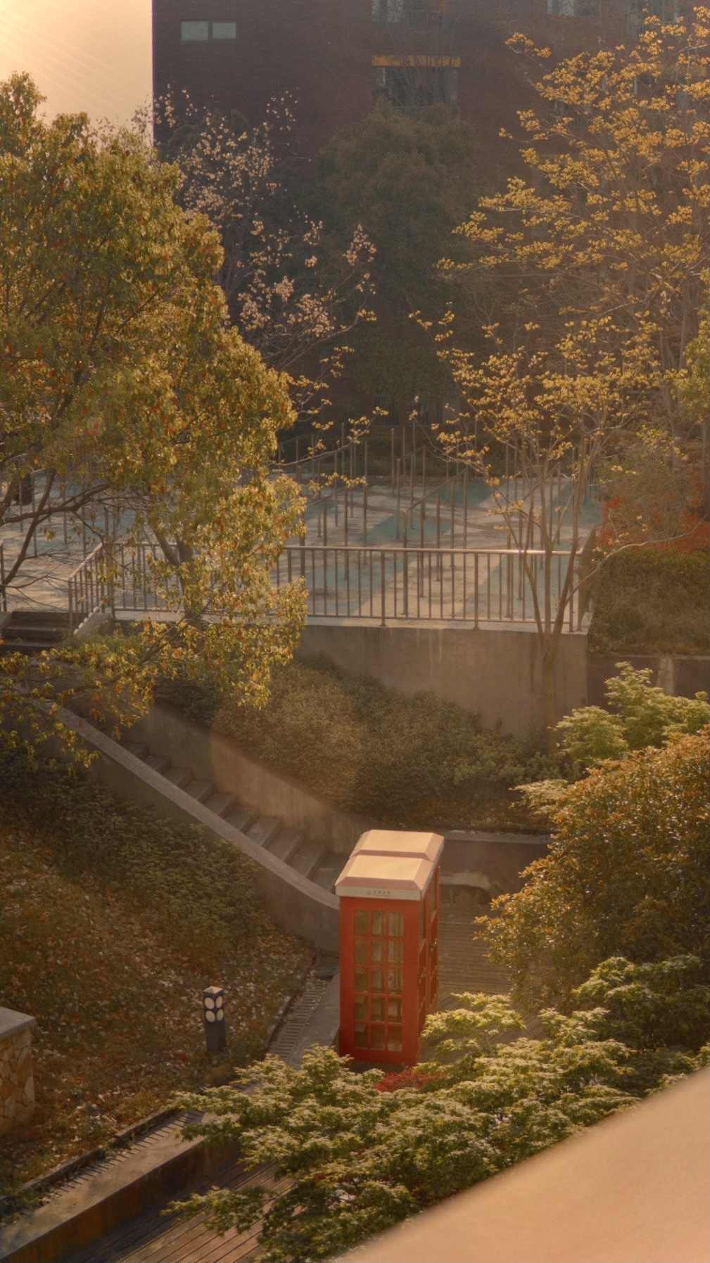 征集图片|四月,疫情中的窗外休闲区蓝鸢梦想 - Www.slyday.coM 征集图片|四月,疫情中的窗外休闲区蓝鸢梦想 - Www.slyday.coM