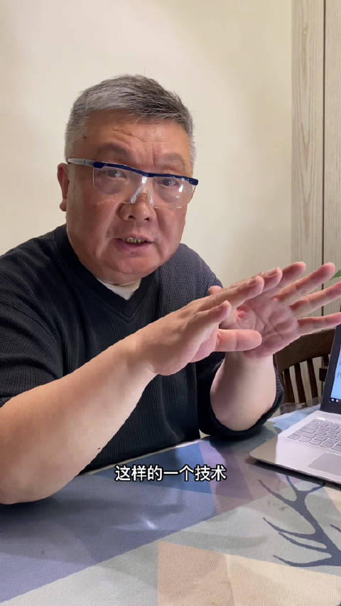 自动驾驶开始站队