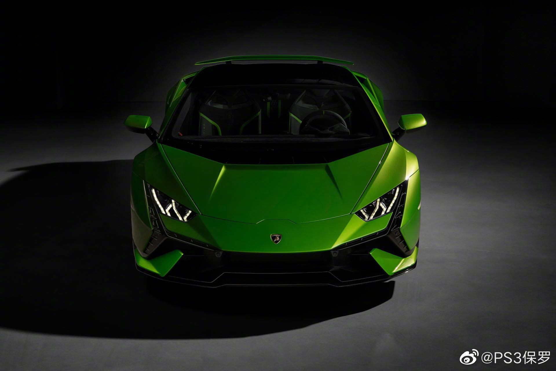 兰博 Huracan Tecnica发布： • 后轮驱动和后轮转向 •……