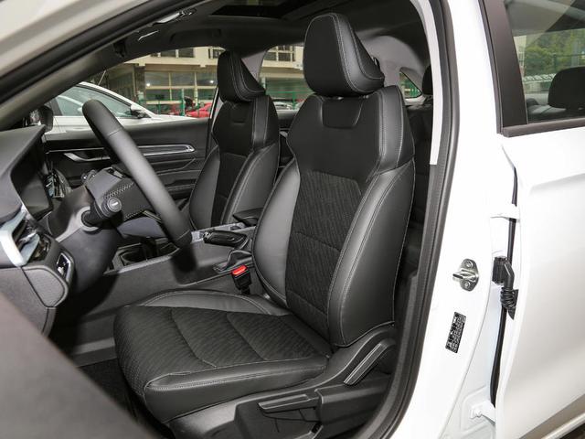 为啥年轻人第一辆车不建议是纯电车 燃油车中5、6、7万能买啥?休闲区蓝鸢梦想 - Www.slyday.coM 为啥年轻人第一辆车不建议是纯电车 燃油车中5、6、7万能买啥?休闲区蓝鸢梦想 - Www.slyday.coM