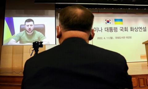 泽连斯基在韩国国会演说