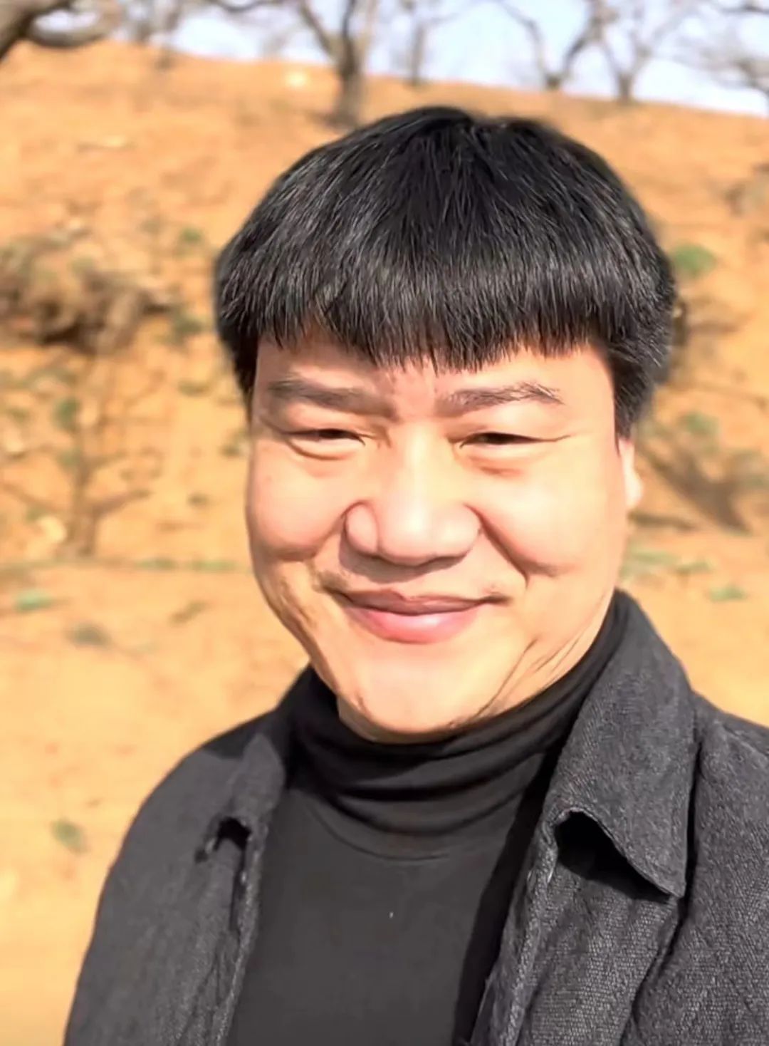 反诈民警老陈现状:当过兵缉过毒,却被网暴辞职休闲区蓝鸢梦想 - Www.slyday.coM 反诈民警老陈现状:当过兵缉过毒,却被网暴辞职休闲区蓝鸢梦想 - Www.slyday.coM