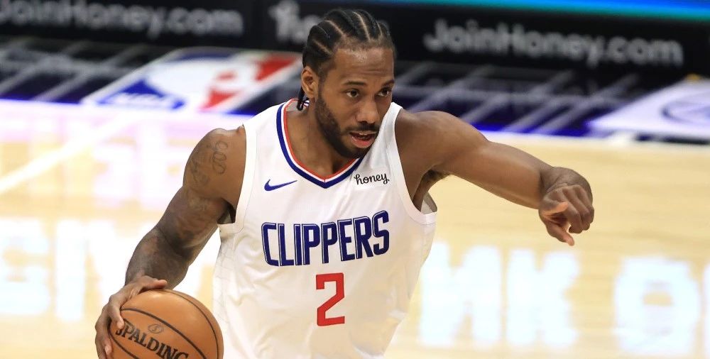 伦纳德复出首战快船比分表现全面解析