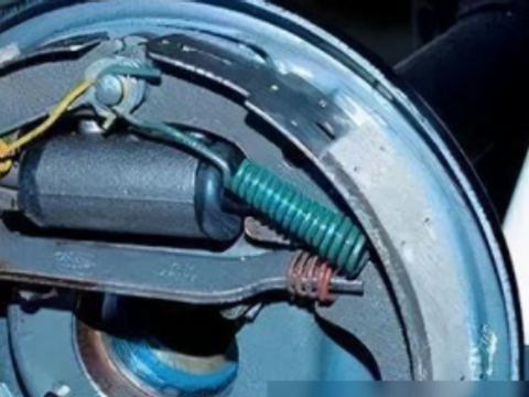 车子跑得快，也要刹得住！刹车片你了解多少？