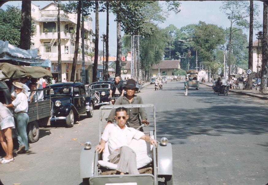 老照片 1954年越南西贡  一座繁荣的城市