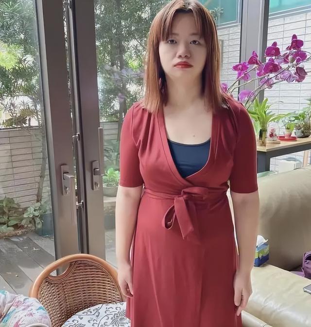 香港疫情下的明星状态:陈豪陈展鹏复工,“亚视一姐”被判入狱休闲区蓝鸢梦想 - Www.slyday.coM 香港疫情下的明星状态:陈豪陈展鹏复工,“亚视一姐”被判入狱休闲区蓝鸢梦想 - Www.slyday.coM