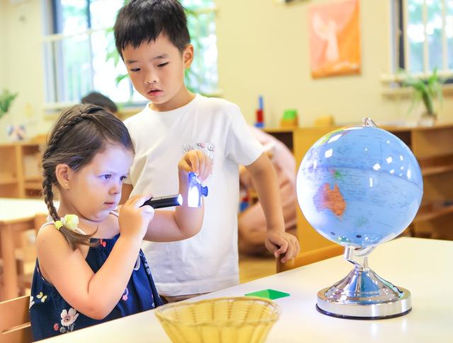 调查发现:3岁上幼儿园和4岁上幼儿园的宝宝,未来发展不同休闲区蓝鸢梦想 - Www.slyday.coM 调查发现:3岁上幼儿园和4岁上幼儿园的宝宝,未来发展不同休闲区蓝鸢梦想 - Www.slyday.coM