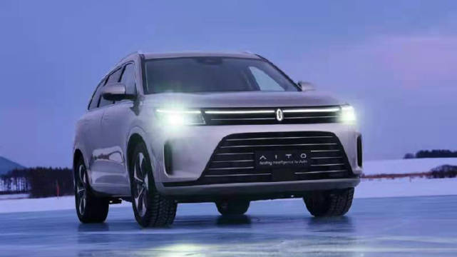 问界M7官图发布，理想ONE地位岌岌可危？