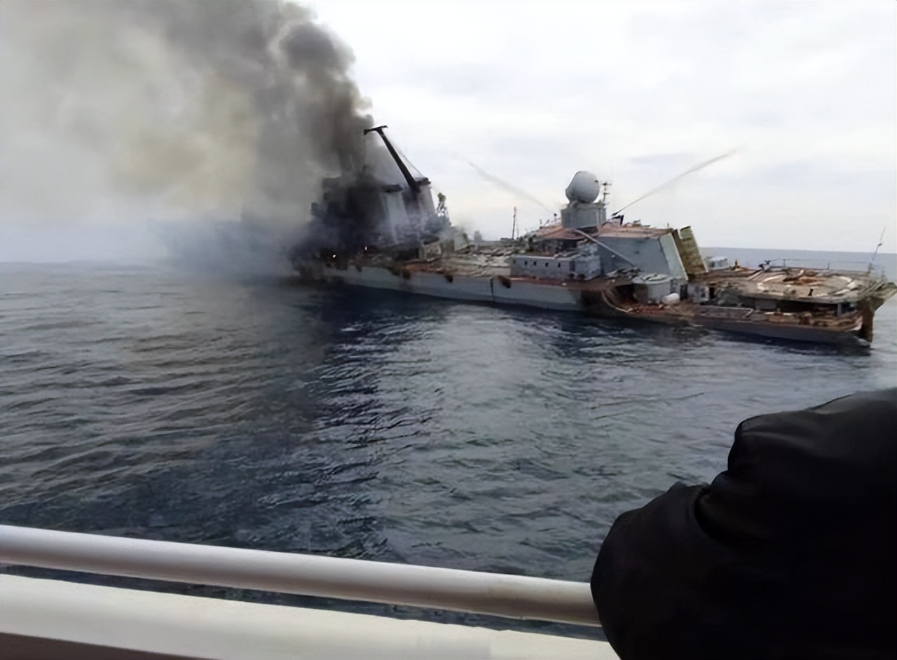 俄军损失“莫斯科”号巡洋舰很丢人，但对战局影响不大 - 哔哩哔哩