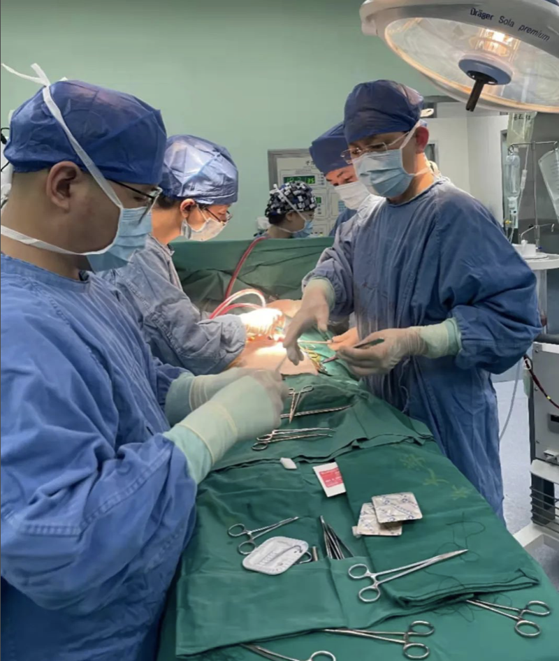 17楼意外坠落的四岁山东女孩康复出院!妈妈:孩子跟以前一样儿休闲区蓝鸢梦想 - Www.slyday.coM 17楼意外坠落的四岁山东女孩康复出院!妈妈:孩子跟以前一样儿休闲区蓝鸢梦想 - Www.slyday.coM