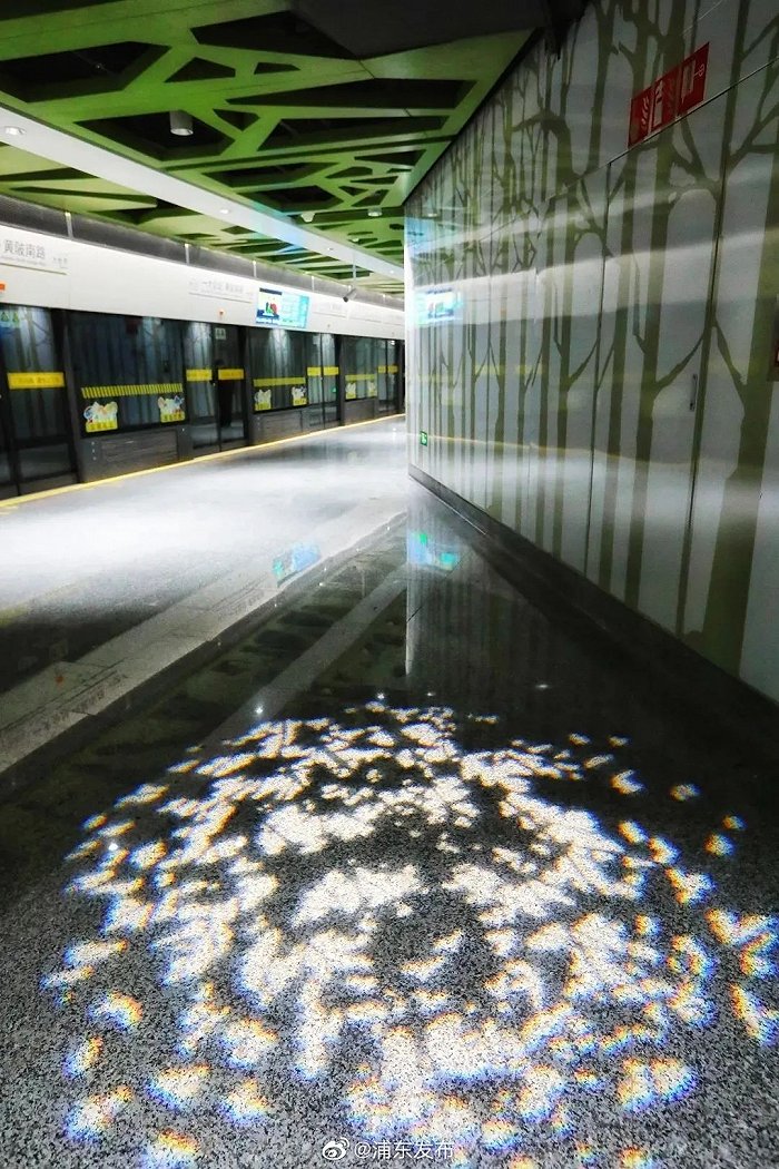 因“颜值”火出圈的城市地铁站,每一处都是惊艳的美学空间休闲区蓝鸢梦想 - Www.slyday.coM 因“颜值”火出圈的城市地铁站,每一处都是惊艳的美学空间休闲区蓝鸢梦想 - Www.slyday.coM